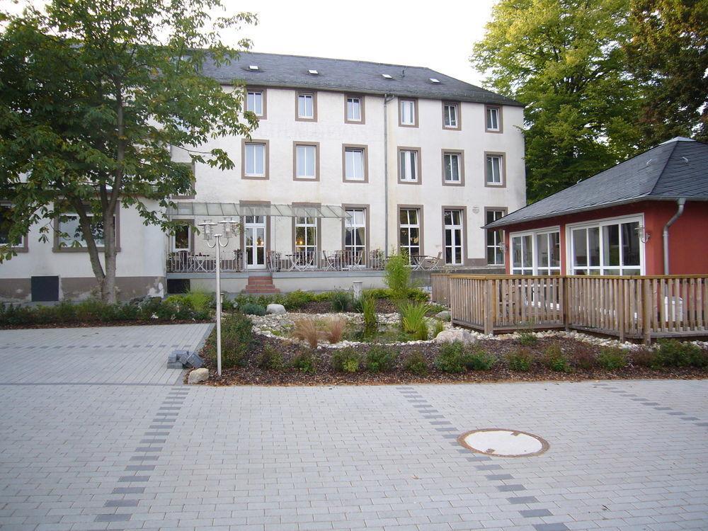 Hotel Am Ceresplatz Manderscheid Exterior foto